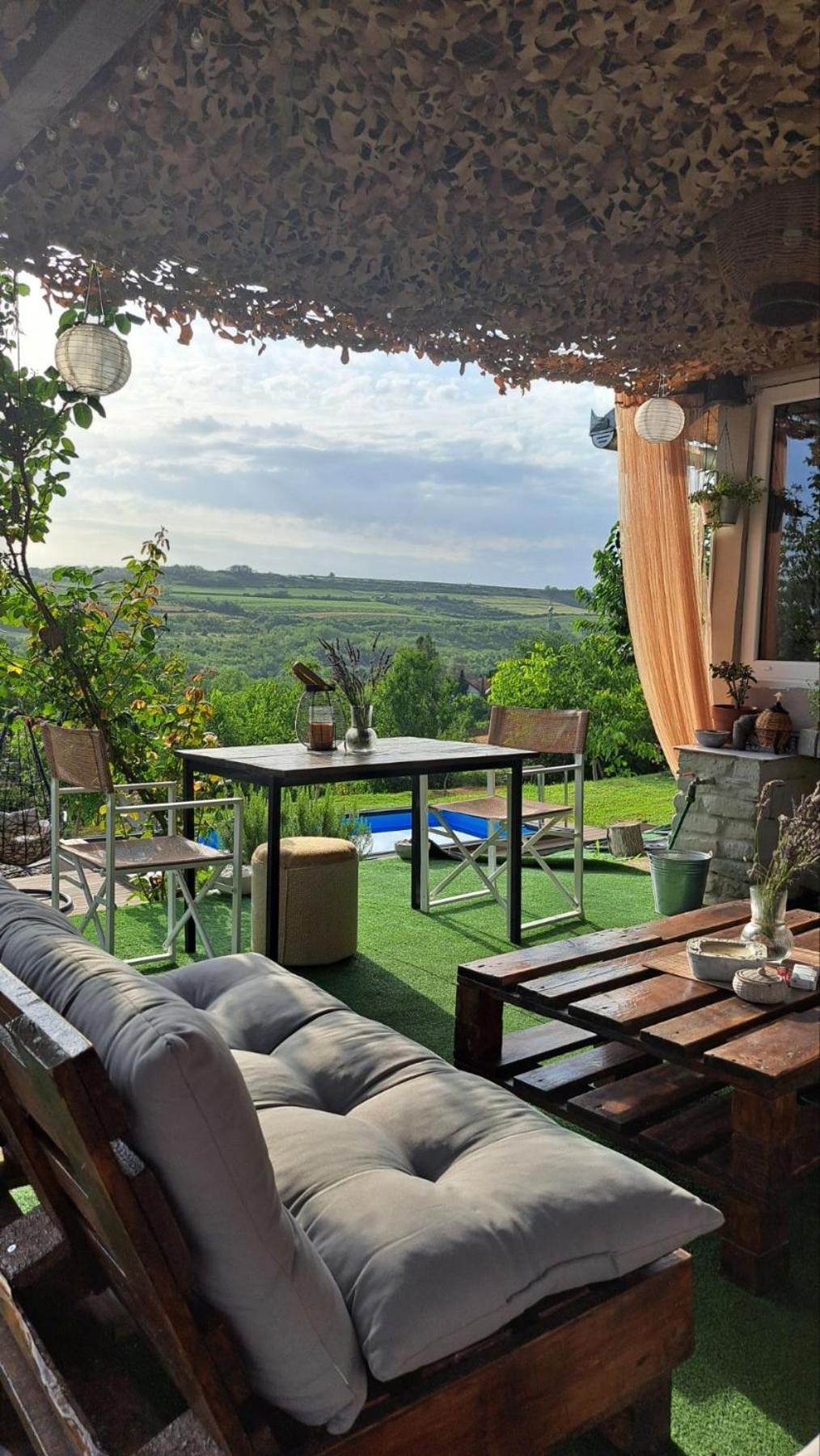 Sami House *